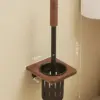Brosse WC murale en bois avec support, design moderne, idéale pour salle de bain.