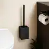 Brosse toilette murale noire, design moderne, rangement mural pour WC.