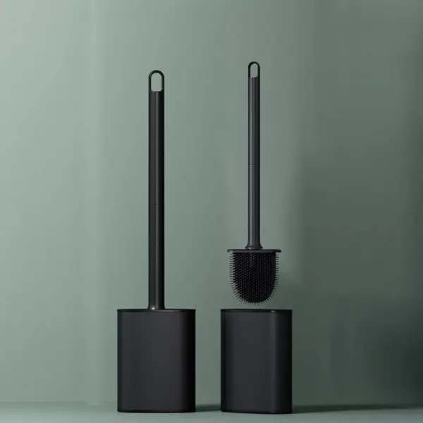 Brosse toilette noire mat, design moderne, pour WC, présentation élégante.